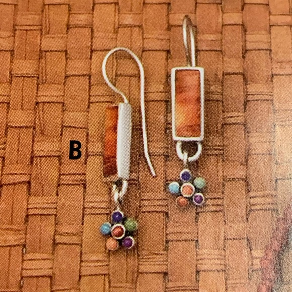 Silpada Vintage Sterling Silver Spiney Oyster Multi-Stone Flower Dangle Earrings - Picture 14 of 14